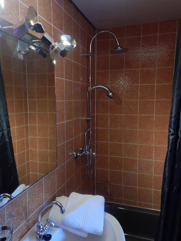 Hotel Le Martin Pecheur Fauvillers ห้อง รูปภาพ