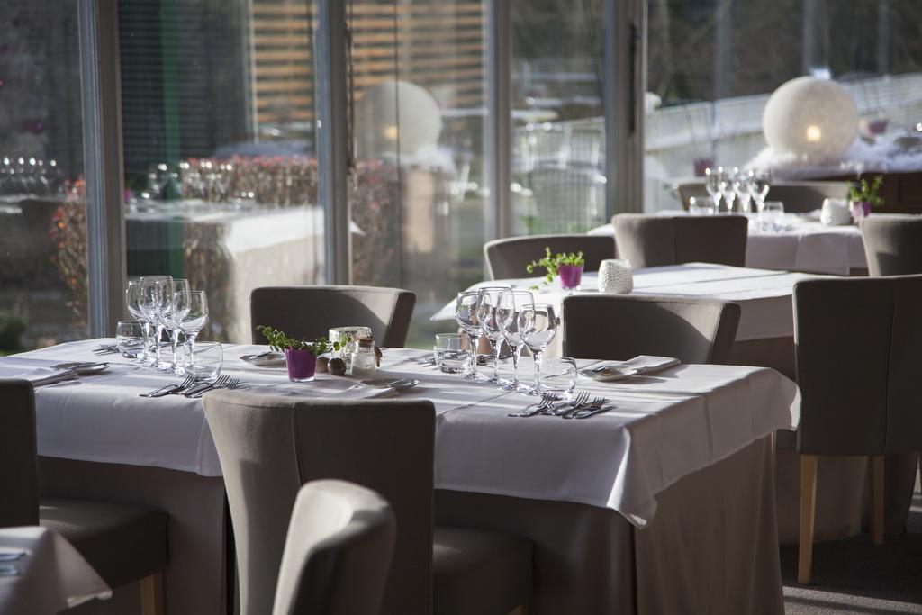 Hotel Le Martin Pecheur Fauvillers ภายนอก รูปภาพ